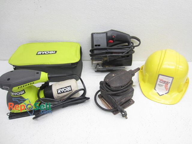 Lot 31-9418 - Tool Lot: Ryobi Sander, Craftsman Sabersaw, Hard Hat - All Power On