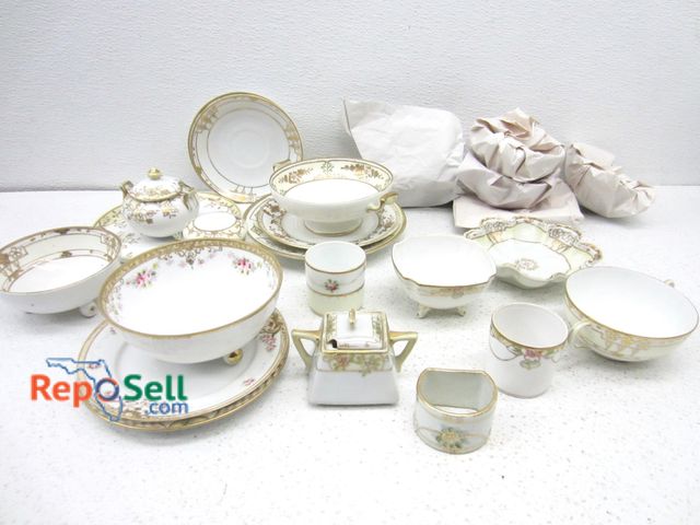 Lot 31-9022 - 22 pc. Nippon Hand Painted China Dinnerware Lot C. 1891-1921, Includes Individual Piece Descriptions