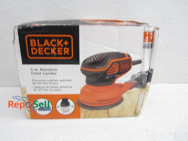 Lot 31-1455 - Black &amp; Decker 5" Random Orbit Sander 1400 OPM #BDER0600 - Some Box Damage