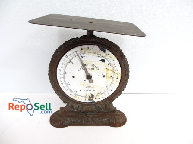 Lot 31-1100 - Vintage Salters Original Parcel Balance Scale; 11"h