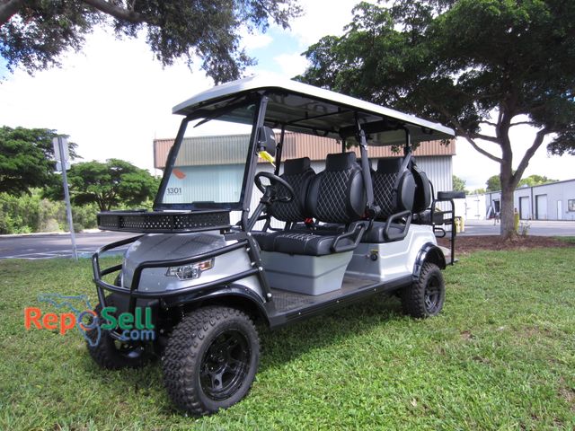Lot 31-1014 - 2025 Epic E60L Golf Cart