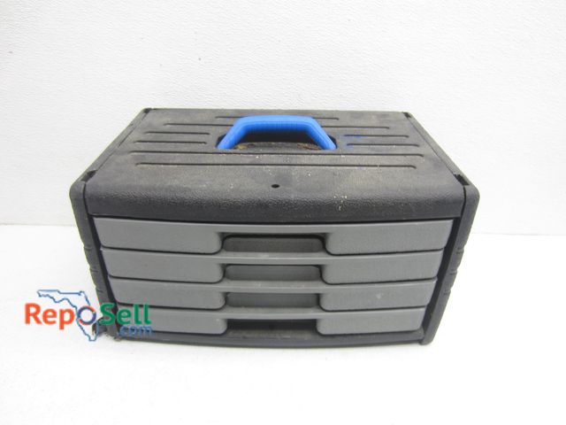 Lot 31-9168 - Tool Box With Tools 15"x8"x10"