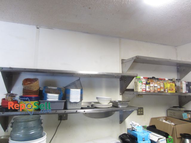 Lot 31-2048 - Kitchen Supplies: Spices, Baskets, etc. - In Totes