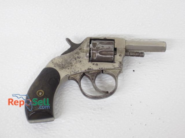 Lot 31-9150 - Harrington &amp; Richardson Young American  Double Action Revolver .22 Short . Pre-1989 Does not req...