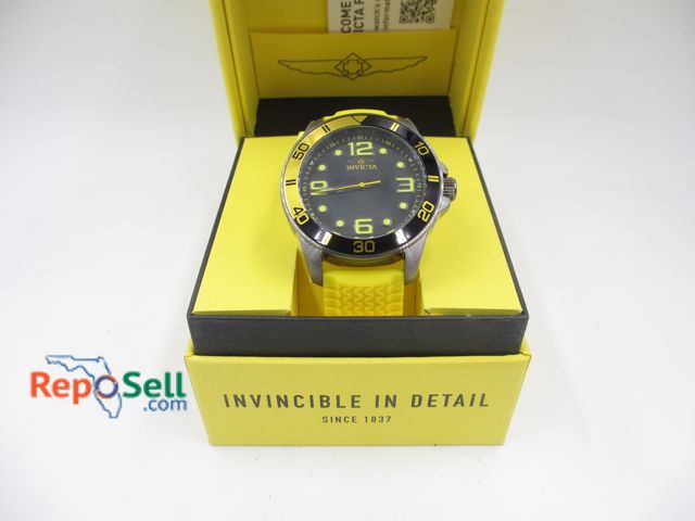 Lot 31-1014 - Invicta New in Box Pro Diver Tritnite Yellow Watch - Japan Movement - Running when tested