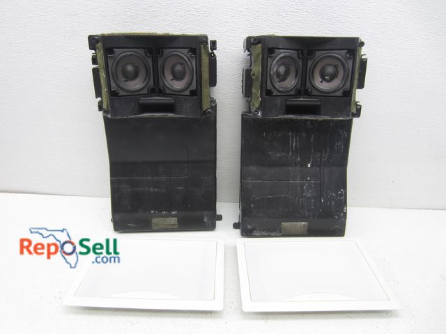 Lot 31-5301 - BOSE 191 In-Wall Speakers