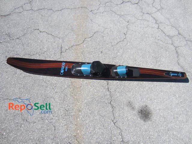 Lot 31-6239 - Connelly Hook Water Ski - Approx 67"L