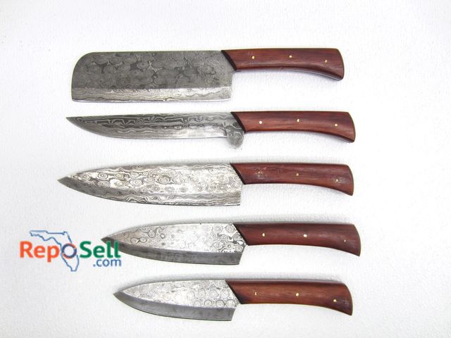 Lot 31-9124 - (5) Damascus Style Kitchen Knives