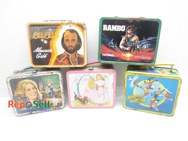 Lot 31-9048 - (5) Vintage Lunch Boxes: Rambo, Goofy etc