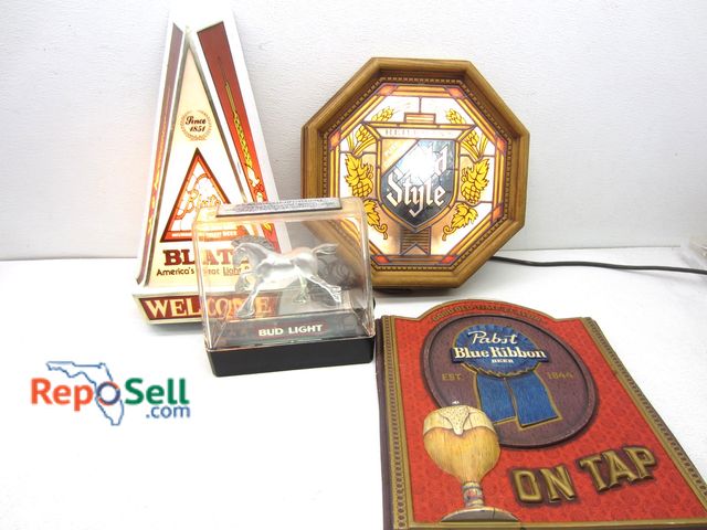 Lot 31-3282 - (4) Beer Signs: Bud Light, Pabst Blue Ribbon, Old Style, Blatz (3 power on)
