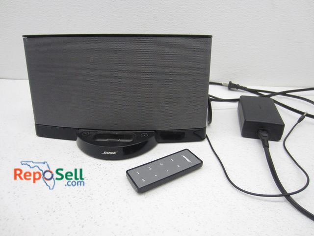 Lot 31-9243 - Bose Speaker PSM36W With Remote And Power Cord - Powers On