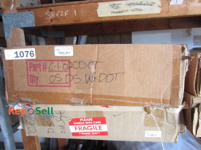 Lot 31-1076 - Hole In One Windshield For Club Car DS 1982-1999 Clear 2 Piece Golf Cart Part