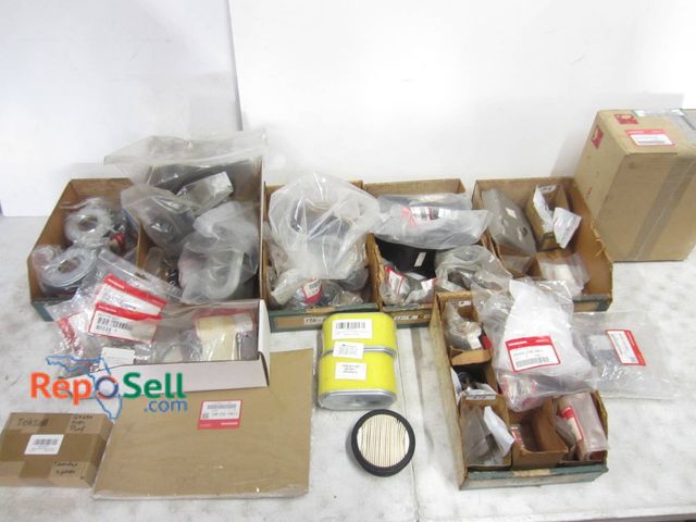 Lot 31-1250 - Lot Contains Assorted Honda Auto Parts And Components In Original Packaging. Includes Filters, Seals...