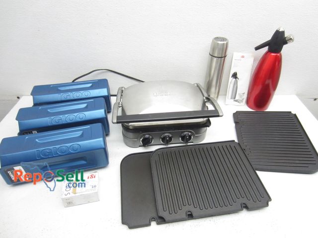 Lot 31-9386 - Kitchen/Camping Lot: (3) Igloo Blocks, Griddle (powers on), etc.
