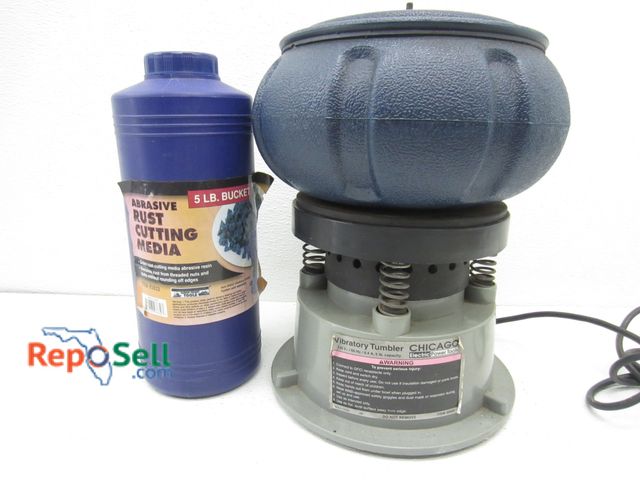 Lot 31-5285 - Chicago Vibratory Tumbler with Media - Powers On