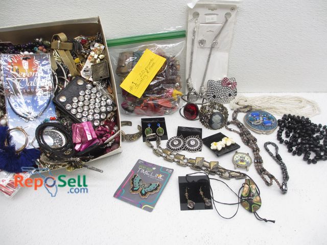 Lot 31-1351 - Costume Jewelry Lot (approx 20 lbs): Some Vintage, Some for Repair
