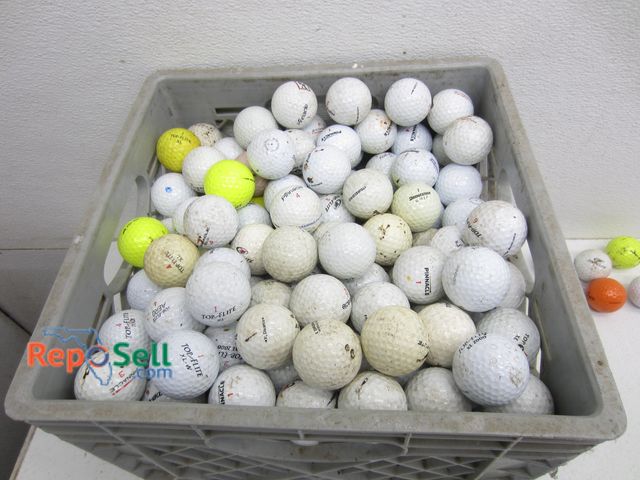 Lot 31-3197 - Approx (300) Used Golf Balls