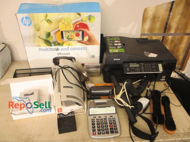 Lot 31-2095 - Office Lot: HP Office Jet Printer (appears new), Epson 320, etc.