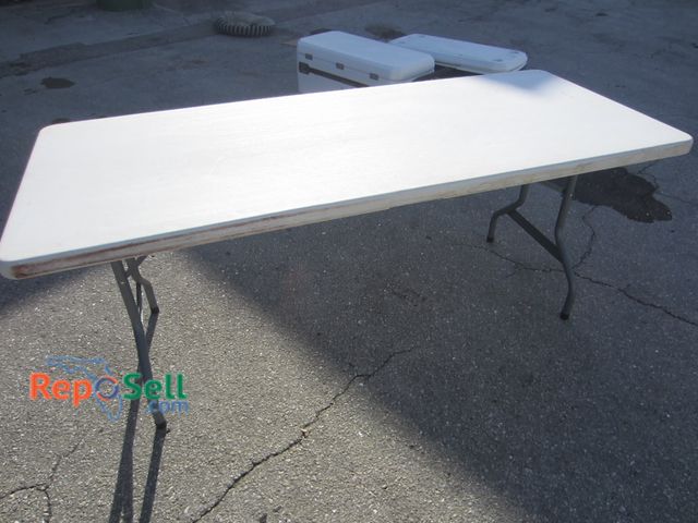 Lot 31-2464 - 6' White Folding Table, Only Legs Fold