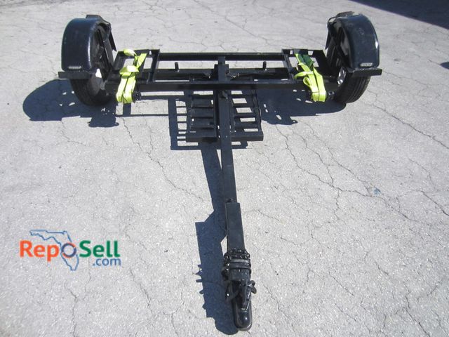 Lot 31-6293 - Tow Dolly With New Tires, Straps And Lights 8' Wx90" L