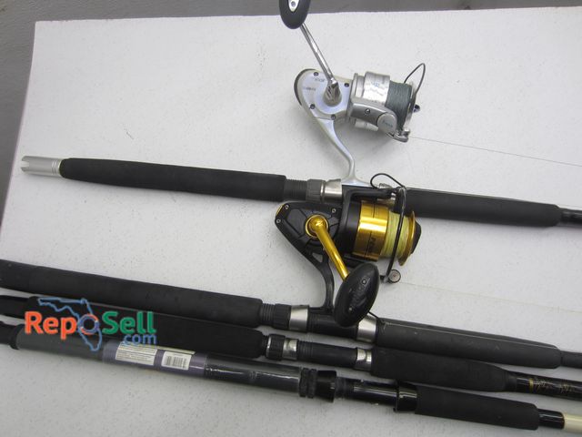 Lot 31-5105 - (4) Fishing Rods And (2) Reels: (2) Rods Are Deep Sea Fishing, Penn And Quantum Boca 972