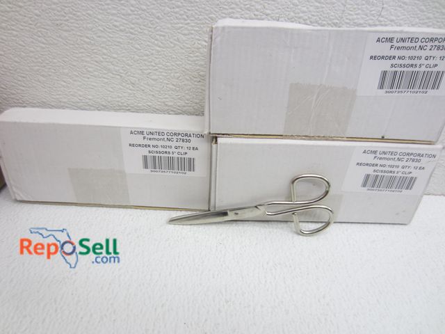 Lot 31-9244 - (228) Safety Scissors, 5 1/2", #77512