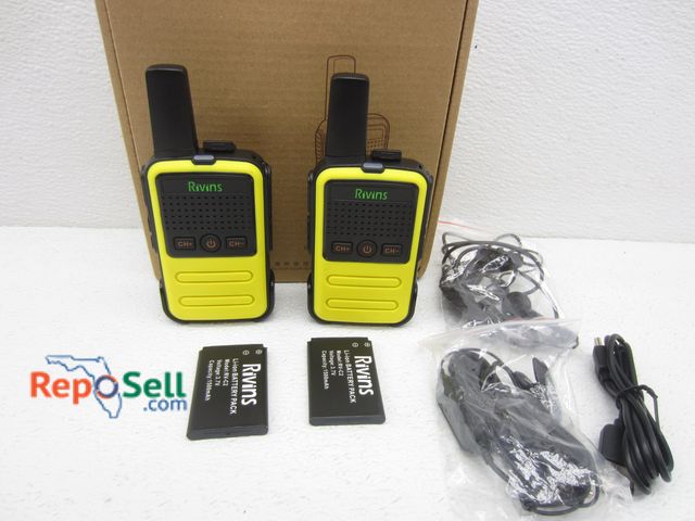 Lot 31-8213 - Set of Rivins 2-Way Radios #RV-C2 w/Clips, Batteries (Missing Wall Plug), Ear Pieces