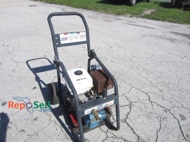 Lot 31-3285 - Northstar Pressure Washer w/Honda GX Series Engine - Has Compression