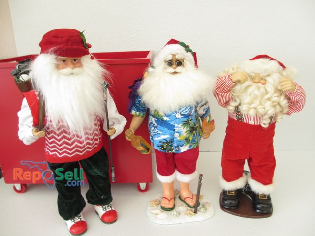 Lot 31-3171 - (3) Santa Figures with Rolling Tote