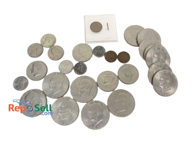 Lot 31-1018 - (6) 1971-74 Ike 40% Silver Dollars, (7) Commemorative, 1964 90% Silver Quarter, 1909 Cent, etc.