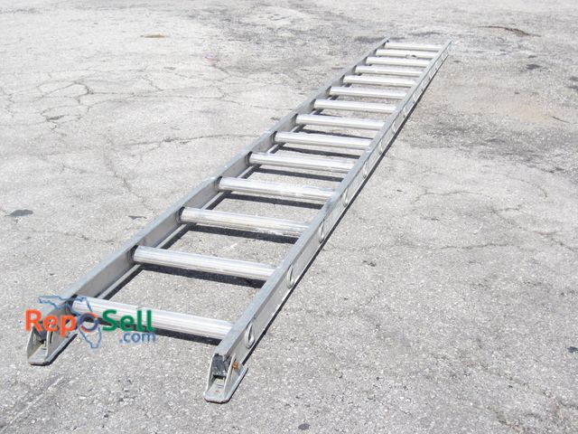Lot 31-7492 - 14ft Werner Type 1 Heavy Duty Aluminum Ladder