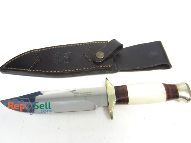 Lot 31-9368 - Hen &amp; Rooster Fixed Blade Knife with Leather Sheath Marked HR 0004 Toledo Spain 6.25" Blade  11....