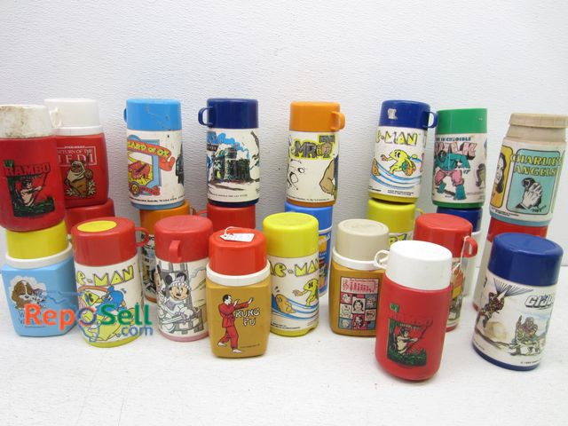 Lot 31-5063 - Lot of Vintage Thermos