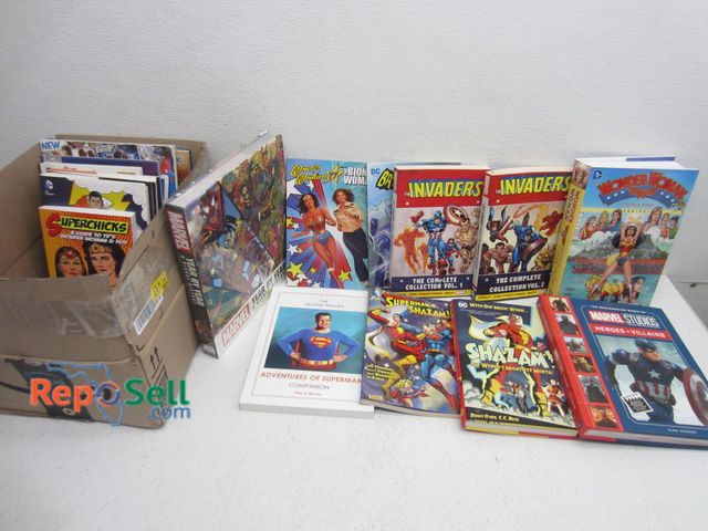 Lot 31-9489 - Lot of Marvel Super Hero Books