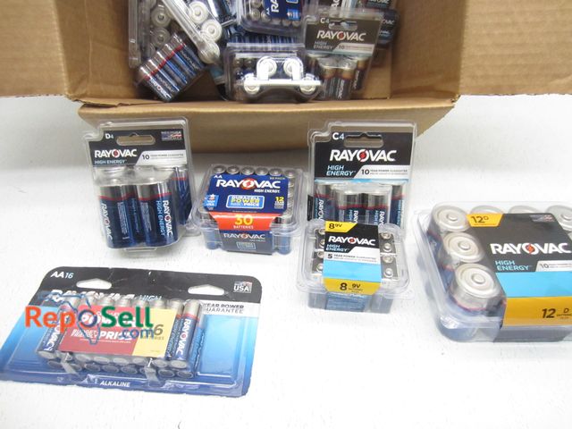 Lot 31-9333 - (200) New Variety of Rayovac high-energy batteries, good dates