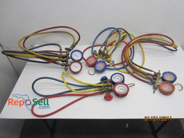 Lot 31-5189 - (4) Refrigerant Pressure Gauges
