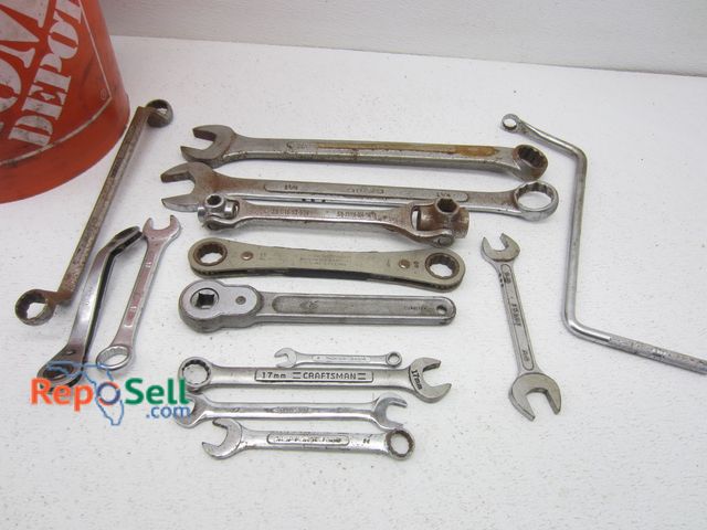 Lot 31-7507 - Bucket of Wrenches - Various Sizes