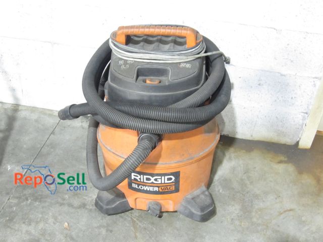 Lot 31-8019 - Ridgid 16 Gal Wet/Dry Vac Powers On