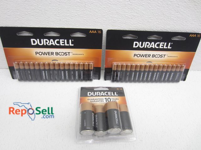 Lot 31-9326 - New Battery Lot: Duracell (4) C and (32) AAA - MFG 2021
