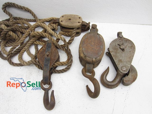 Lot 31-1154 - Antique Pulleys and Rope