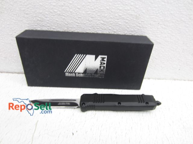 Lot 31-6144 - Mack Schmidt UTF Knife w/ 2 3/4" Blade #0947; New in Box