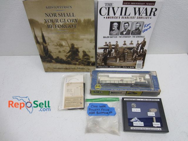Lot 31-6180 - Civil War Items And Books, Plus Vintage Collectors Hobby Train In Box