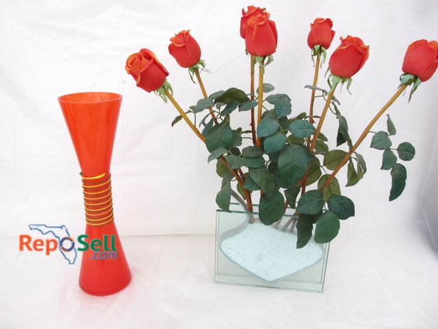 Lot 31-1099 - (1) Hand Blown Glass Vase 15"H &amp; (1) Decor Vase