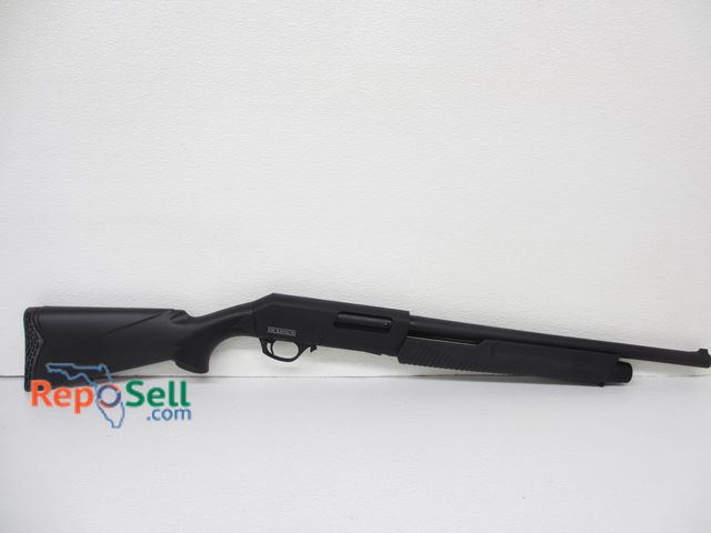Lot 31-2035 - Dickinson Commando Pump 12Ga Shotgun, Like New in Case, 18.5" Barrel, Serial 1631148xx