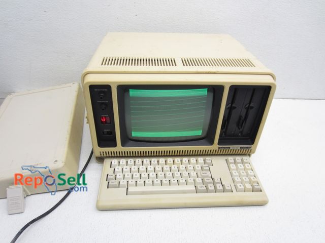 Lot 31-6482 - Vintage Radio Shack Portable Computer #TRS-80 4P - Power On