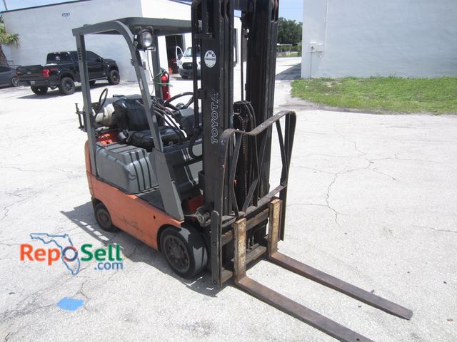 Lot 31-8342 - Toyota Forklift #7FGCU15, Ran Forward And Reverse, Up And Down When Tested, tilt cylinder rebuilt an...
