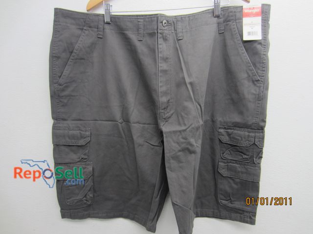 Lot 31-5156 - (5) Pairs of Wrangler Shorts, Size 46, Various Colors, ZM6BSAH, ZM6BSM2