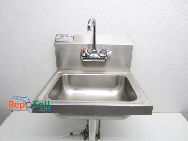 Lot 31-5366 - Krowne Stainless Steel Hand Wash Sink #WM200 17" W