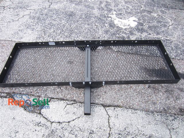 Lot 31-5155 - Reese Cargo Carrier Hitch, 500lb Max Capacity