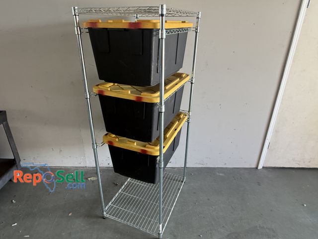 Lot 31-9264 - 5 Bin Steel Wire Garage Storage Tote Rack with 3 totes